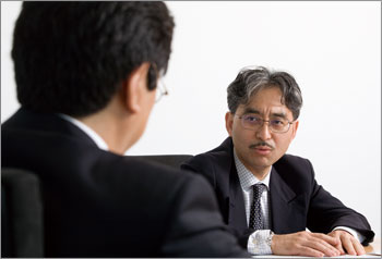 対談風景　中村良和先生（左），加藤茂明先生（右）